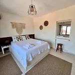 Mek Homes Historical Greek House And Sea View Apartamento
