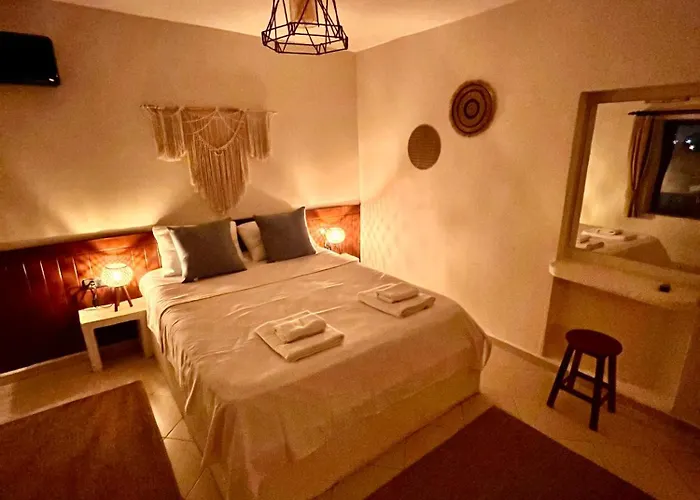 Mek Homes Historical Greek House And Sea View Apartman *